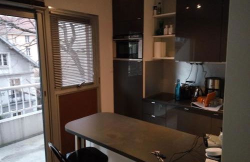 Appartement 2 pieces 40 m2, dans hyper centre, avec piscine au rez de chaussee - Foto 4