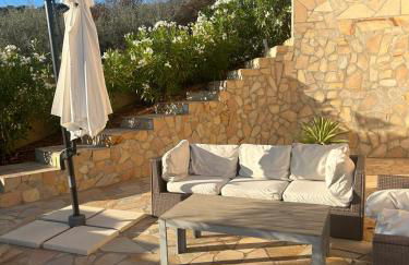 Modern villa 5 double bedrooms, new AC, private pool and stunning view 800 m from beach - Foto 4