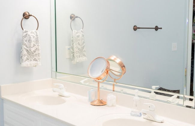 Stately Stradford Home Masters Rental - Foto 11