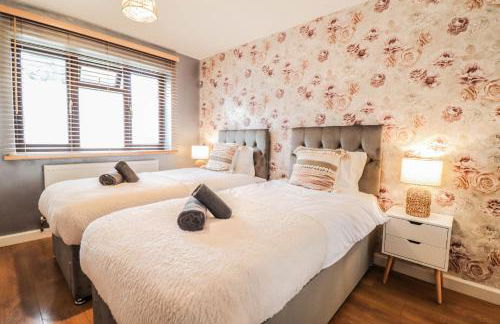 Spacious 1 bed flat-FREE Parking - Foto 3