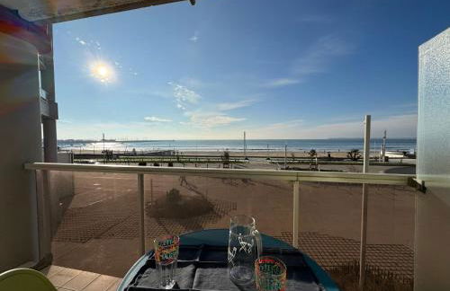 L'écrin bleu - Vue Mer - Wifi - Central - Foto 13