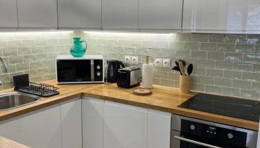 Séjour magique à 10 min de Disneyland- Appartement cosy avec terrasse & parking privé - Foto 2