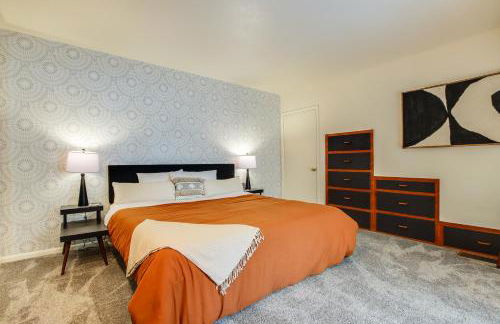 Modern Waterfront Home - 1 Mi to Cave Point Park! - Photo 16