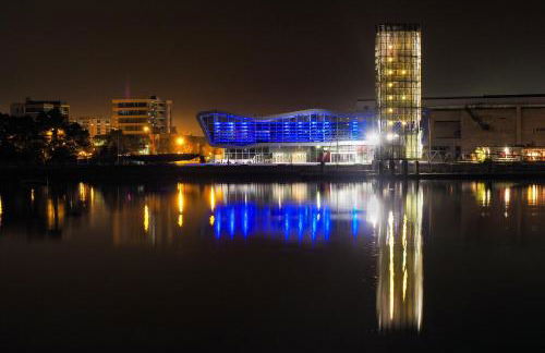 300 m Plage et Centre Ville - Parking Privatif et Gratuit sur Place - Terrasse Bois - Foto 60