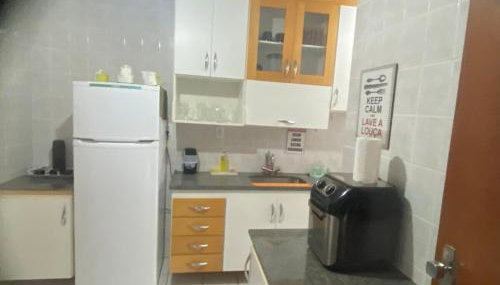 Apartamento aconchegante central com garagem - Foto 3