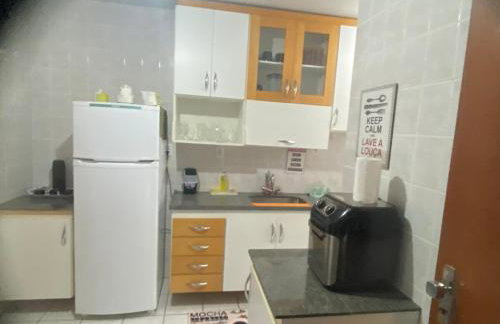 Apartamento aconchegante central com garagem - Foto 3