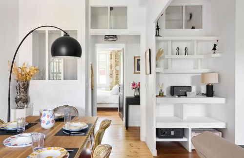 Le Jardin Secret - 2 chambres & Parking Offert - Foto 1