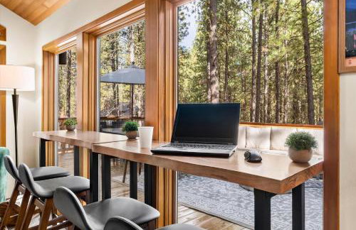 Treehouse Cabin Hot Tub Sauna Game Room - Foto 28