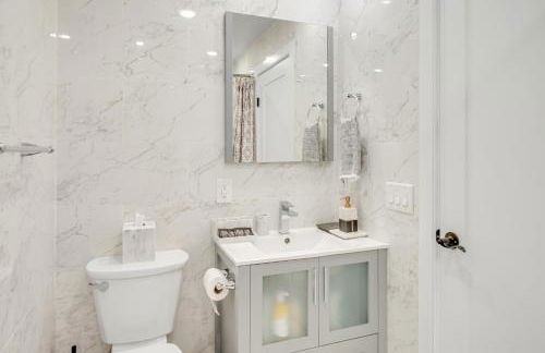 SkyHouse JC - New 3BR Apt with Private Rooftop - Foto 16