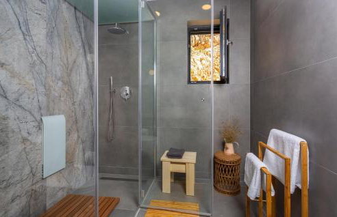 Awesome Home In Lukovo With Sauna - Foto 31