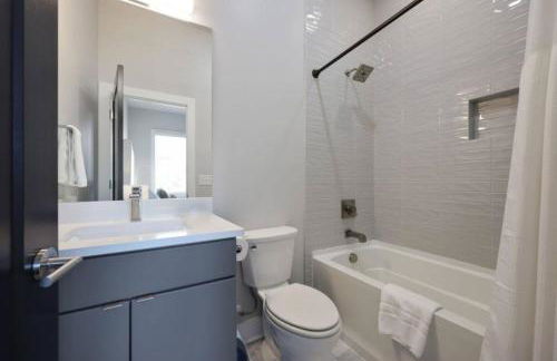 Sapphire Loft 4 Bedroom 4.5 Bath Rooftop Patio - Foto 35