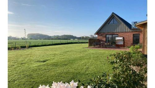 Tranquil Holiday Home With Garden - Foto 3