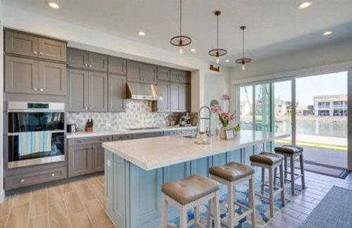 Waterfront Resort Style Villa - 5 min to fastwater - Foto 22