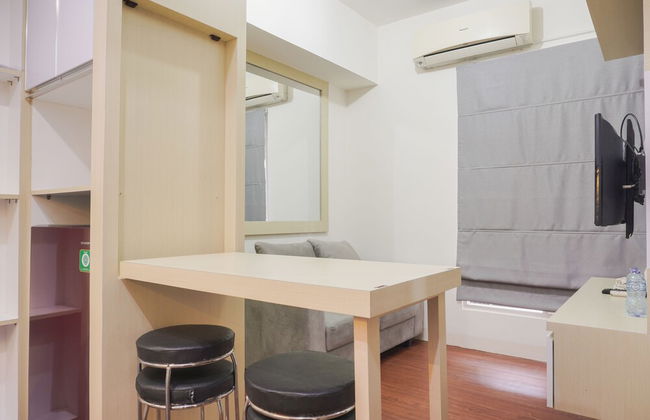 Pleasurable 2BR at Podomoro Golf View Apartment near Tol Cimanggis - Photo 17