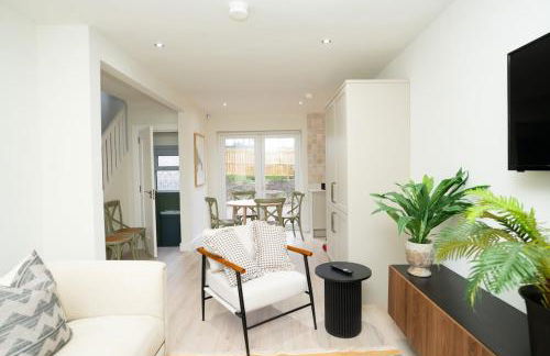 Spacious Family Stay Near the City - Foto 12