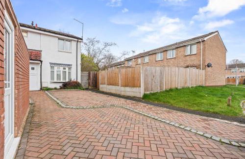 Spacious White House with parking, garden, Wi-Fi - Photo 44