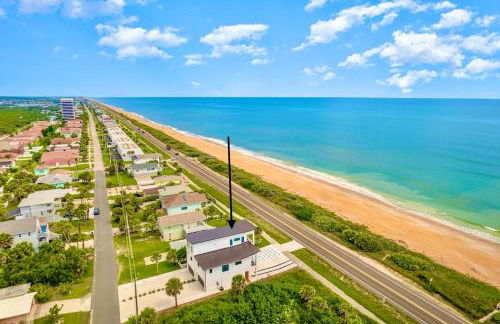 The C House - Photo 43