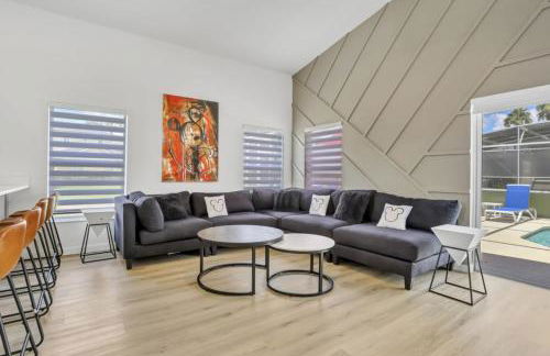 Secret Tunnel House 6 Bedroom Home by RedAwning - Foto 16