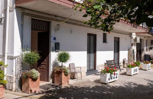 Jazz & Blues Apartments near " Sentiero degli Dei " - Foto 77