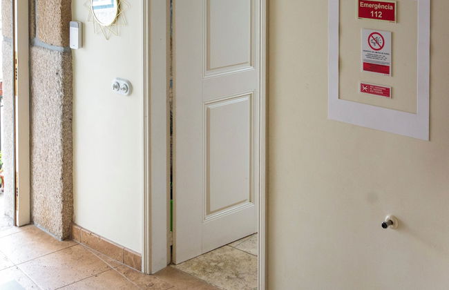 Casa dos Livros - Guest House - Foto 77