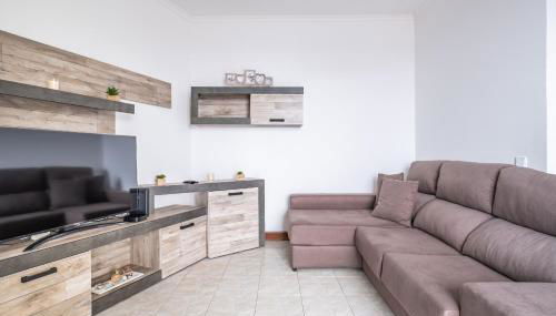 The Balcony - By Wehost - Foto 3