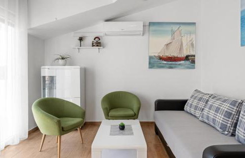 2 Bedroom Gorgeous Apartment In Vezac - Foto 8