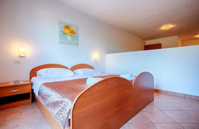 Apartments Bruna Lastovo-one Bedroom Apartment With Balcony and Sea View-vanilija - Foto 2