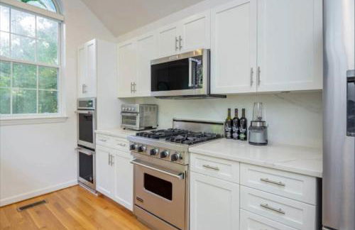 Villa Baloch- w/ Sparkling heated pool - Foto 5