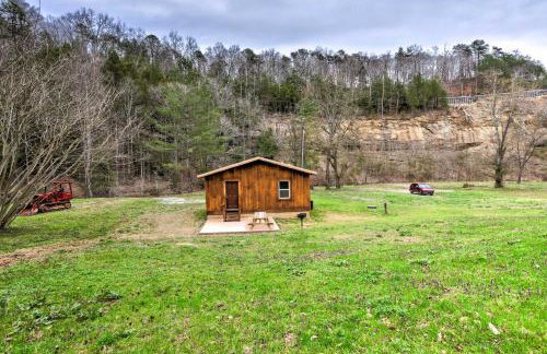 Cozy Creekside Cabin about 24 Mi to Red River! - Foto 24