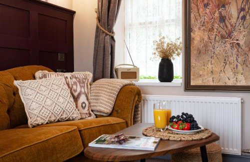 Scenery Hill Hideaways The Coach House Charming Retreat with Jacuzzi and BBQ Hut Near the Lake District - Foto 40