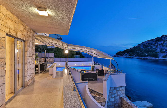 Villa Antonija - Photo 26