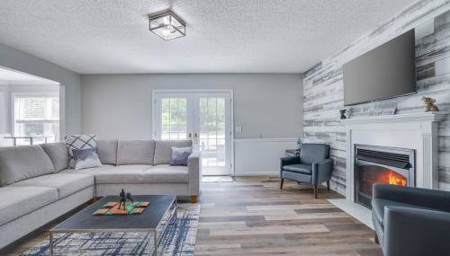 Cozy Poconos Retreat Hot tub, Game room and igloo - Foto 4