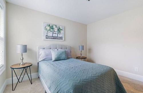 Spacious Family Getaway ~ Fire Pit~ Private Office - Foto 14