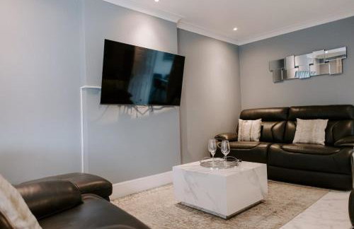 Badger Lane - 3 Bedroom House, parking and garden! - Foto 1