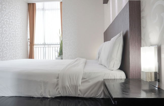 Elegant and Comfy 1BR with Extra Room Apartment at Bellagio Residence - Foto 3