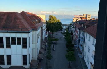 City Apartement mit Seeblick, TOPLAGE Stadtblick, Shopping & 1 Minute zum Bodensee - Foto 18