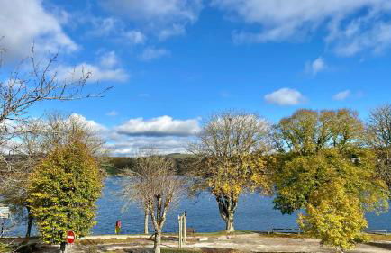 Villa le Menhir 4 Ch au Bord du Lac et Terrasse - Foto 24
