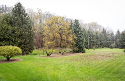 Cedar Creek Cottage Close to Downtown Traverse City Beaches and the TART Trail - Foto 48