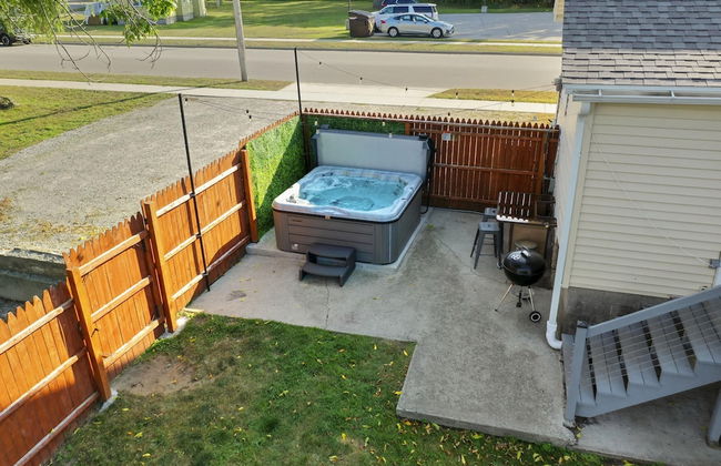 Lazy River Villa - Hottub Fenced Yard Sleeps 11 - Foto 37
