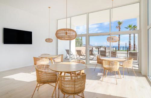 Sea view, Pool, AC, Parking space - Photo 38