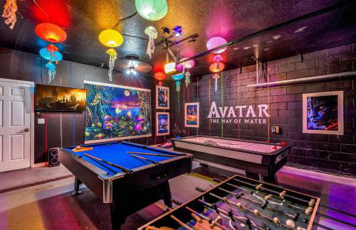 Spacious 7BR Retreat w Pool Game Room - Foto 33