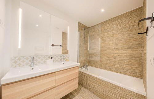 Superbe appart 10 personnes 5min La Défense - Foto 9