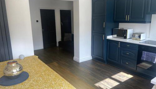 Lovely 2 Bed Full House By The Beach - Foto 5, stove