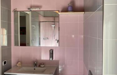 River House - Photo 15