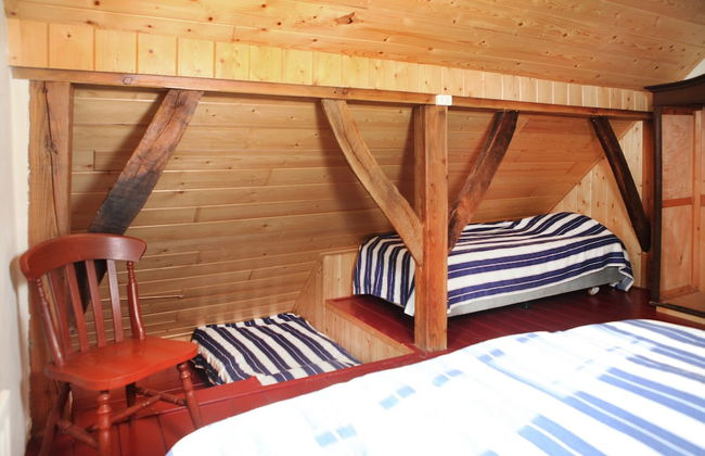 Cozy Apartment in Enschede Near Forest - Photo 12