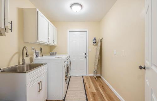 Englewood, Manasota Keys - 2 Bedroom Luxury Villa, Pool, Game room, 6 min to Beaches next to Canal - Foto 23