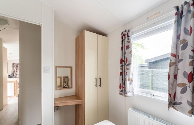 Relaxing Holiday Chalet by the Water in Grou - Foto 6