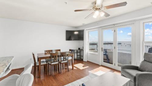 Bayfront Boardwalk Condo w Sunrise Views - Foto 4