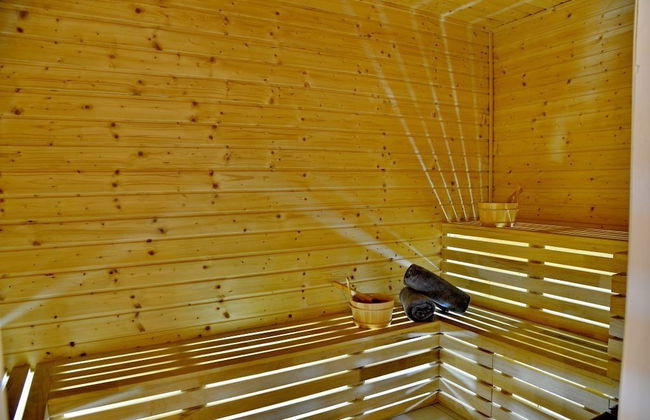 Luxury Apartment Sandton / no Loadshedding / Dstv - Photo 14