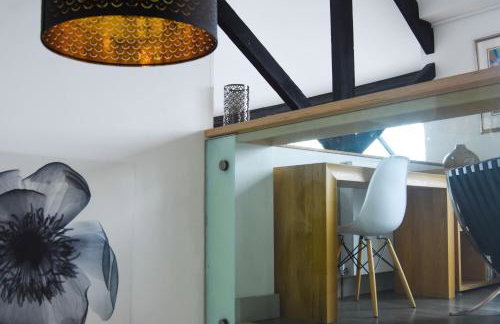 The Old Coach House: Luxury Harbourside Apartment - Foto 35